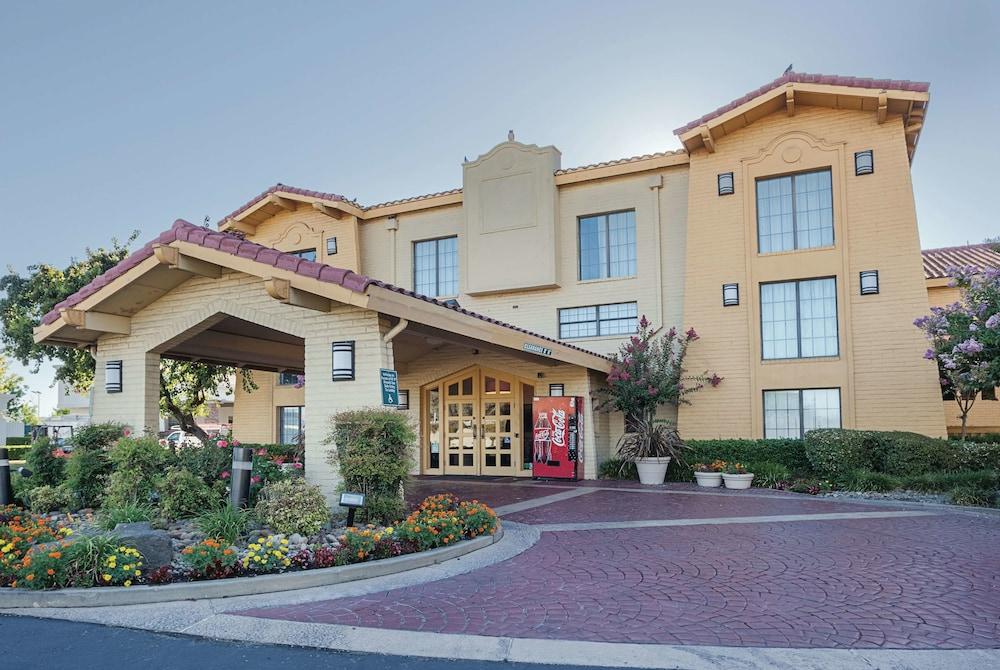 La Quinta Inn By Wyndham Sacramento North Carmichael Exterior photo