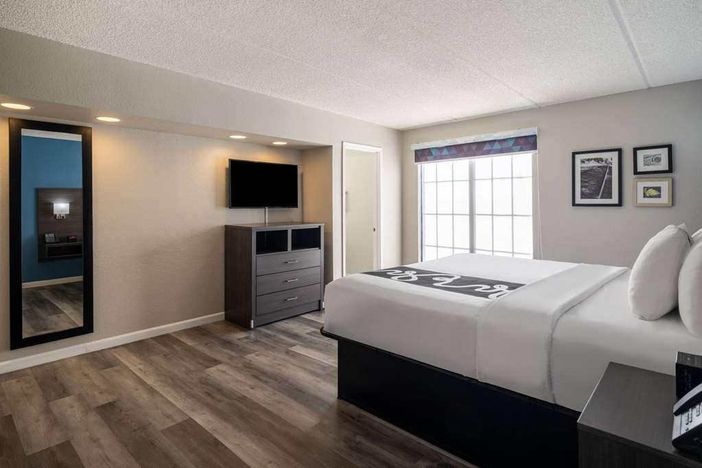 La Quinta Inn By Wyndham Sacramento North Carmichael Room photo