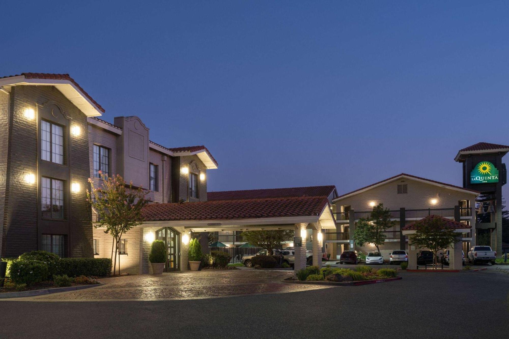La Quinta Inn By Wyndham Sacramento North Carmichael Exterior photo