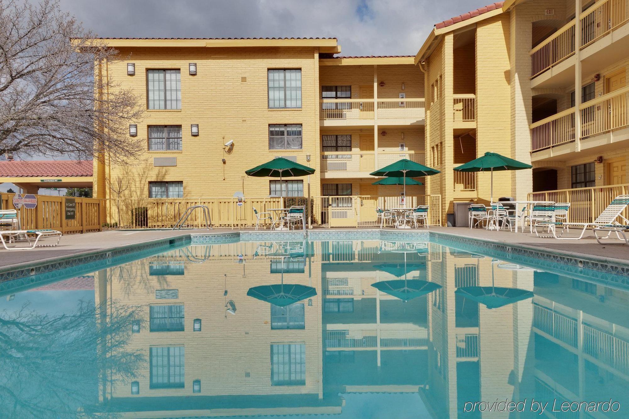 La Quinta Inn By Wyndham Sacramento North Carmichael Exterior photo